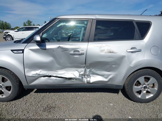 KNDJN2A28J7561198 KIA g