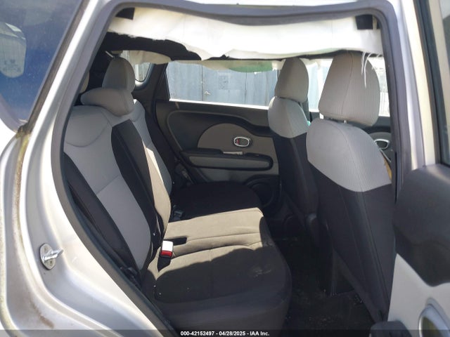 KNDJN2A28J7561198 KIA g