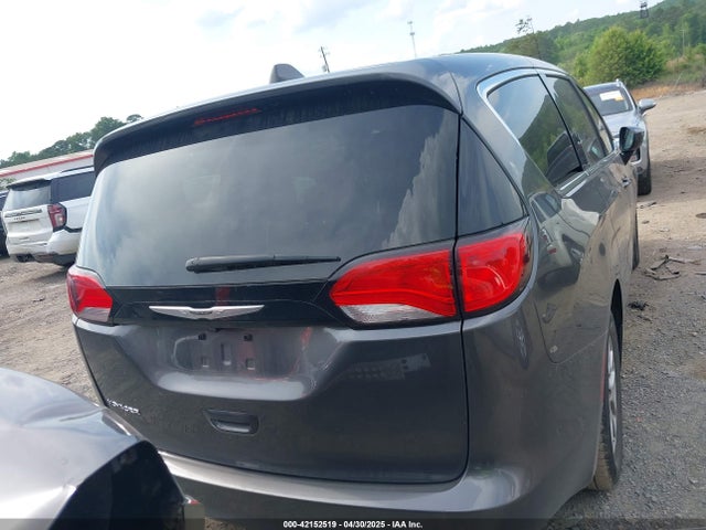 Chrysler Voyager Lx 2023 2C4RC1CG0PR563790 Image 16