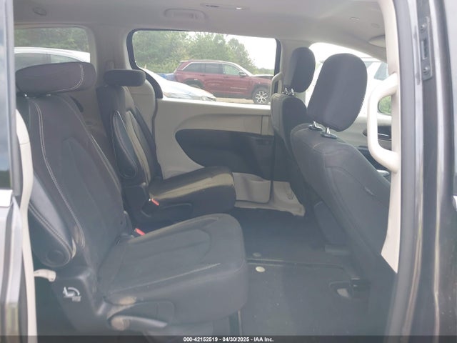 Chrysler Voyager Lx 2023 2C4RC1CG0PR563790 Image 8