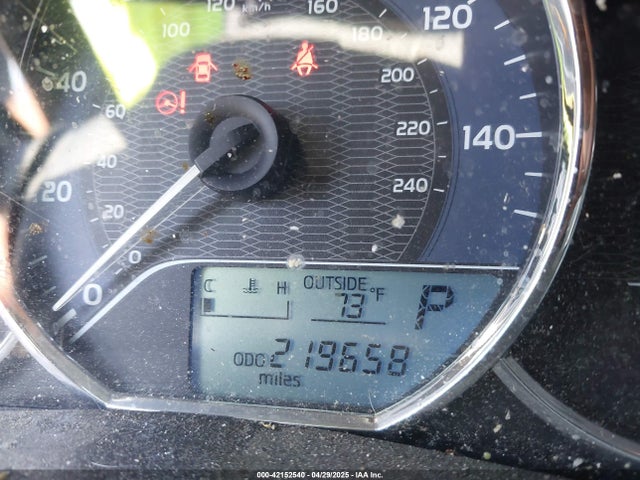 5YFBURHEXFP270627 Toyota COROLLA L
