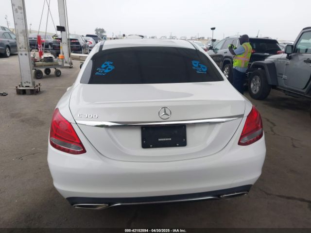 55SWF4JB7HU227987 Mercedes-Benz C 300 Luxury/sport