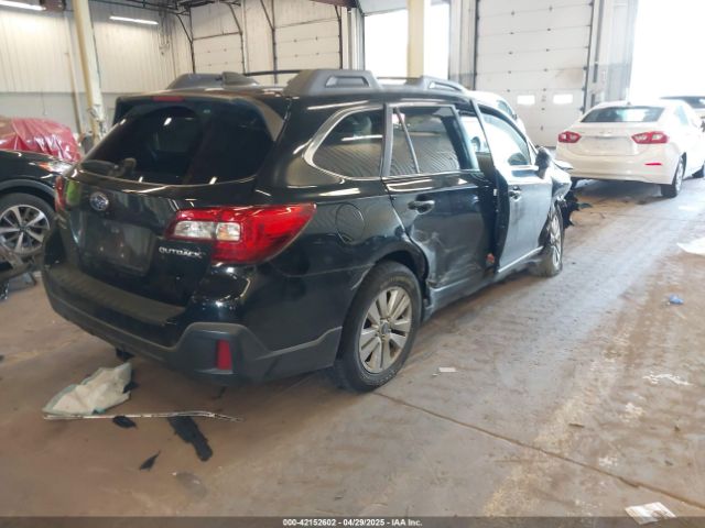 4S4BSAFC8K3288731 Subaru Outback 2.5i Premium
