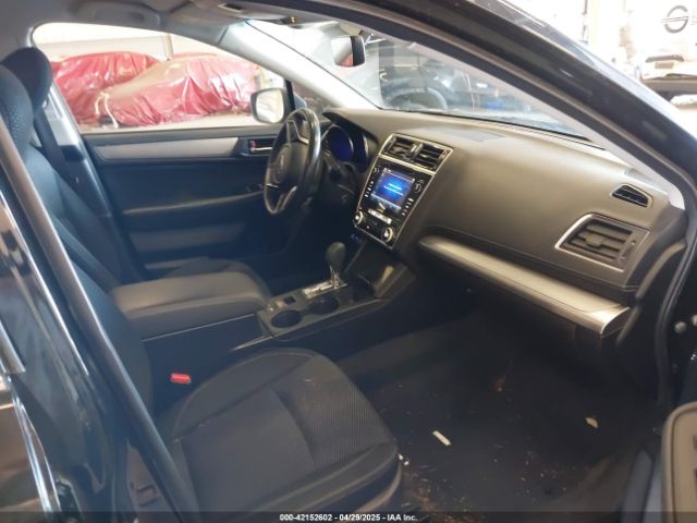 4S4BSAFC8K3288731 Subaru Outback 2.5i Premium