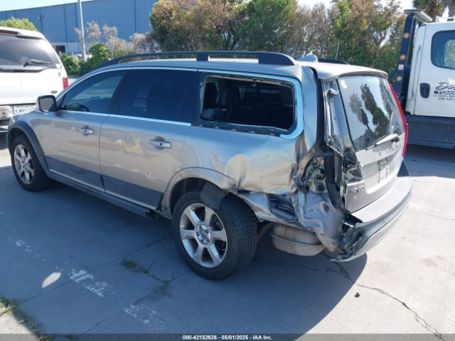 2011 VOLVO XC70 YV4940BZ0B1095869 Photo 2