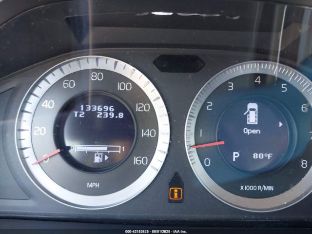 2011 VOLVO XC70 YV4940BZ0B1095869 Photo 6