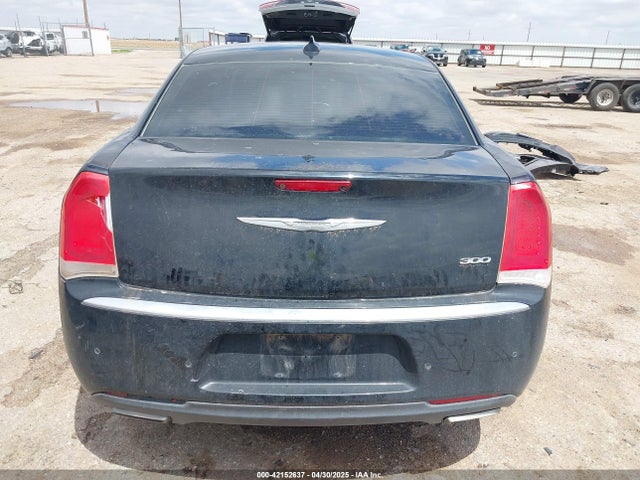 Chrysler 300 Limited 2015 2C3CCAAG4FH853922 Image 16