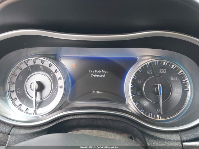 Chrysler 300 Limited 2015 2C3CCAAG4FH853922 Image 7