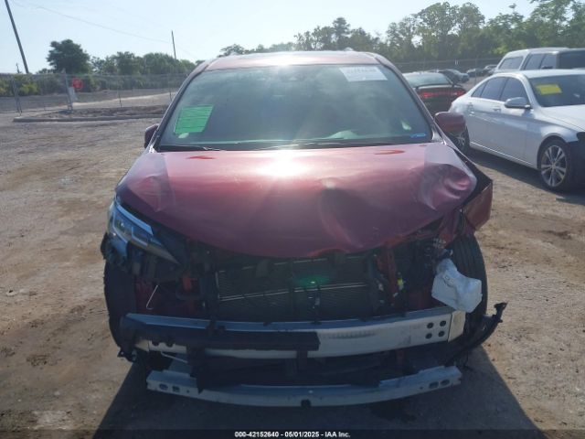 5TDYRKEC2MS028134 Toyota SIENNA XLE
