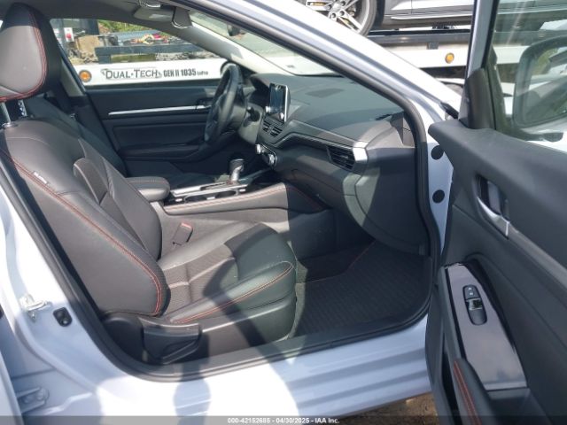 1N4BL4CV0SN361223 Nissan Altima Sr Fwd