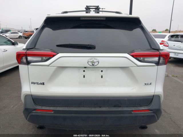 2T3C1RFV7RW333242 Toyota Rav4 Xle Premium