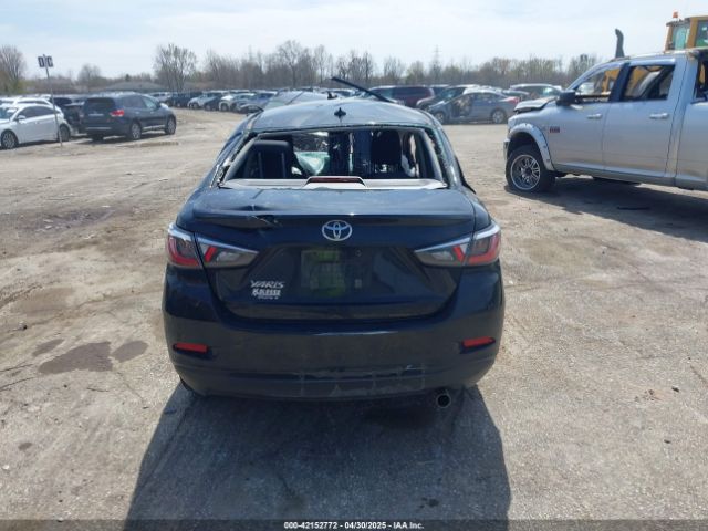 3MYDLBYV9KY509261 Toyota YARIS LE
