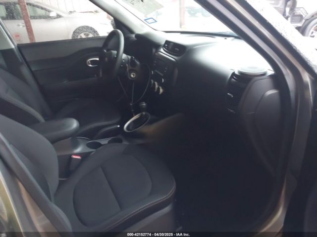 KNDJN2A23K7640585 KIA Soul