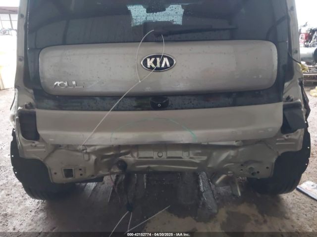 KNDJN2A23K7640585 KIA Soul