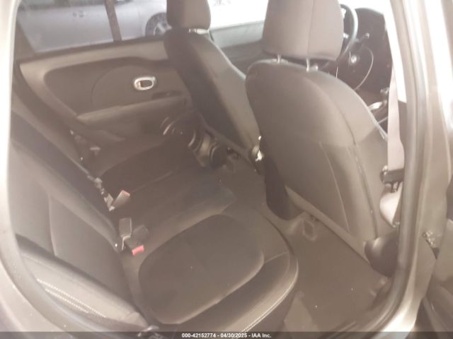 KNDJN2A23K7640585 KIA Soul