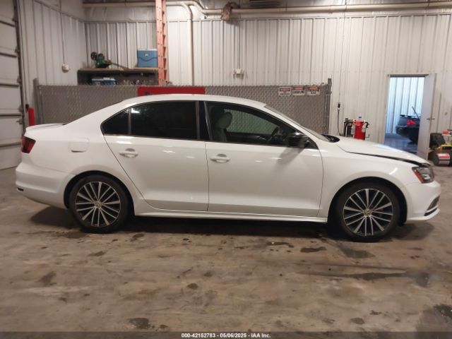 3VWD17AJ3GM304328 Volkswagen Jetta 1.8t Sport