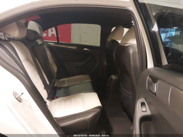 3VWD17AJ3GM304328 Volkswagen Jetta 1.8t Sport