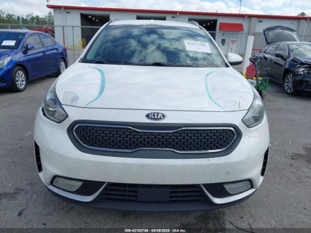 KNDCB3LC1K5239853 KIA NIRO LX