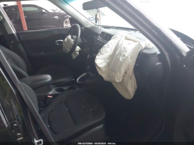 KNDJN2A25H7445516 KIA Soul