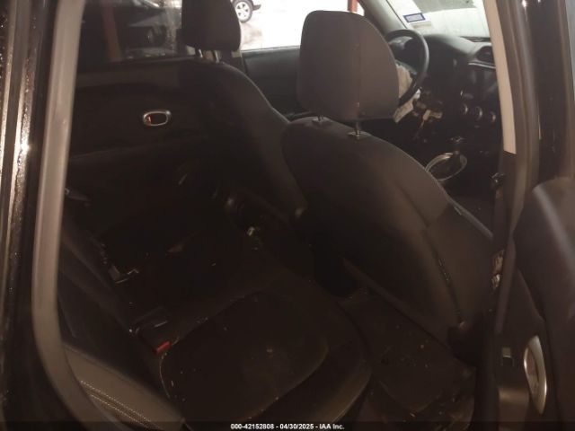 KNDJN2A25H7445516 KIA Soul