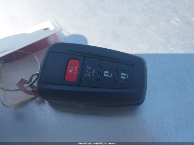 JTDKAMFP9N3206943 Toyota Prius Prime Xle