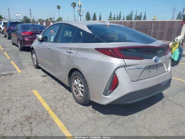 JTDKAMFP9N3206943 Toyota Prius Prime Xle