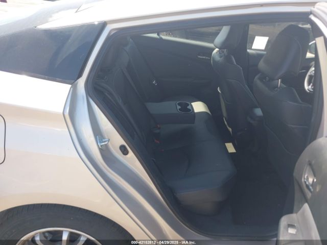 JTDKAMFP9N3206943 Toyota Prius Prime Xle