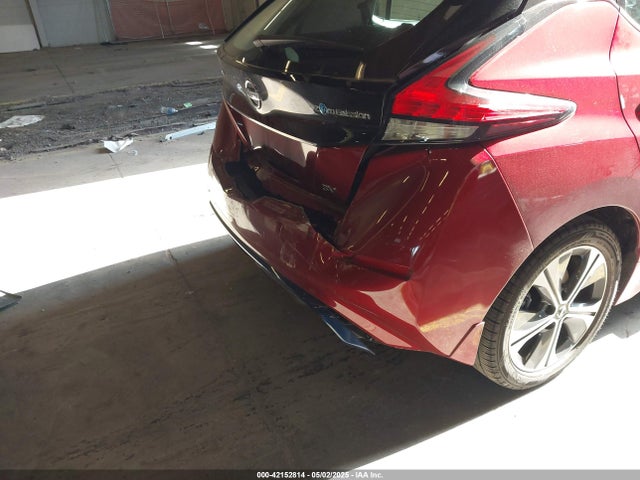 1N4AZ1CP9JC311490 Nissan LEAF SV