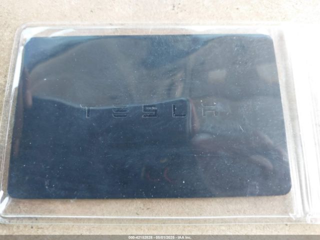 5YJ3E1EAXLF598061 Tesla MODEL 3