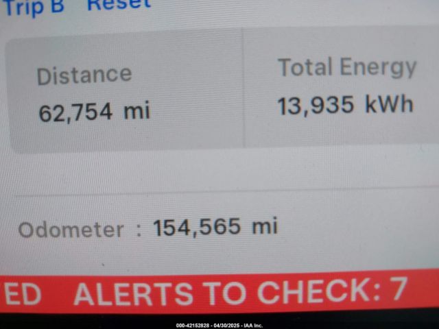 5YJ3E1EAXLF598061 Tesla MODEL 3