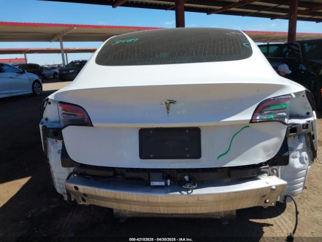5YJ3E1EAXLF598061 Tesla MODEL 3