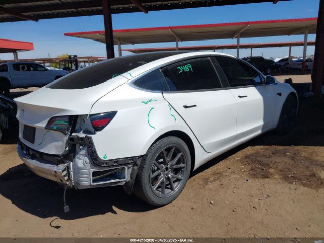 5YJ3E1EAXLF598061 Tesla MODEL 3