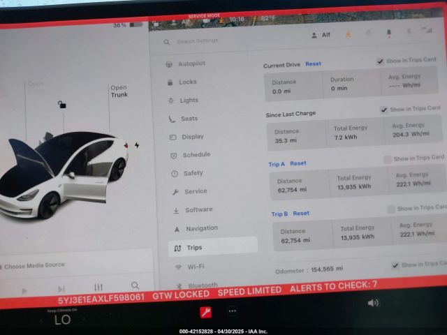 5YJ3E1EAXLF598061 Tesla MODEL 3