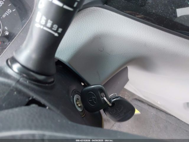 5TDKK3DC7FS649602 Toyota Sienna Le 8 Passenger