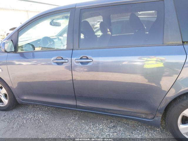 5TDKK3DC7FS649602 Toyota Sienna Le 8 Passenger