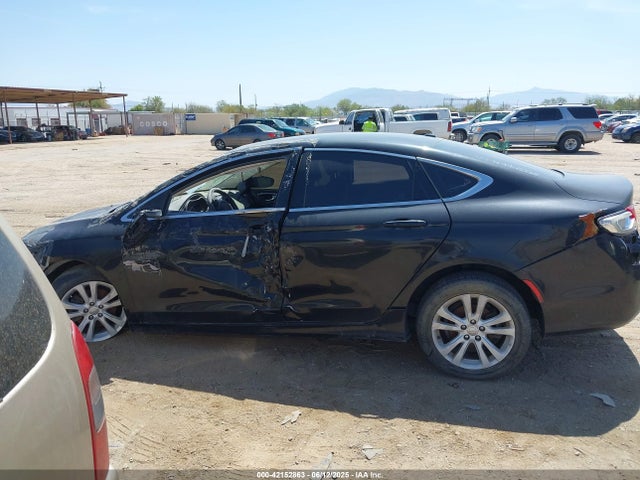 1C3CCCAB5GN160138 Chrysler 200