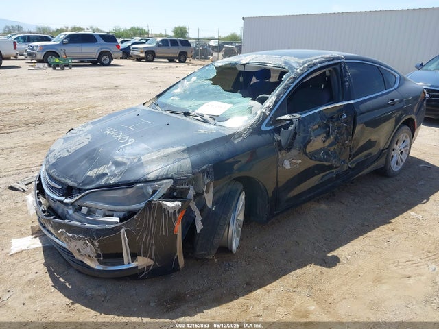 1C3CCCAB5GN160138 Chrysler 200