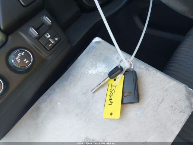 1GNSKGKC5JR173889 Chevrolet Suburban Ls