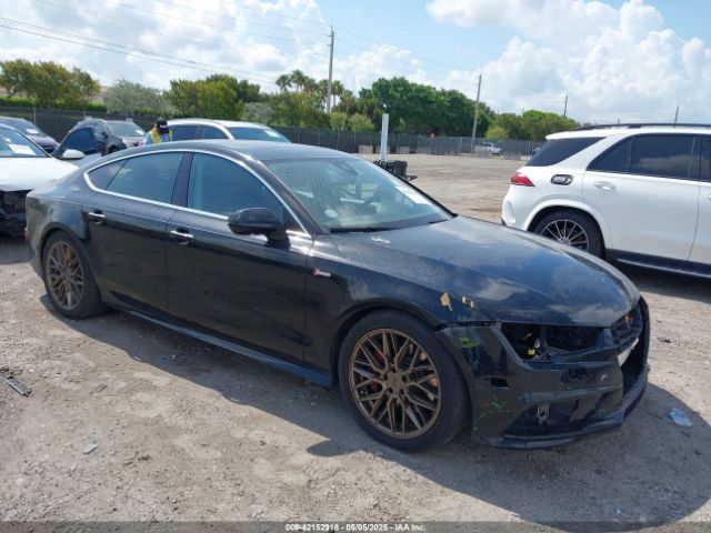 2016 AUDI A7 WAUWGAFCXGN018982