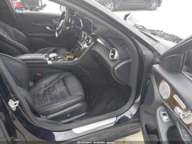 55SWF6GB1FU028501 Mercedes-Benz C-Class