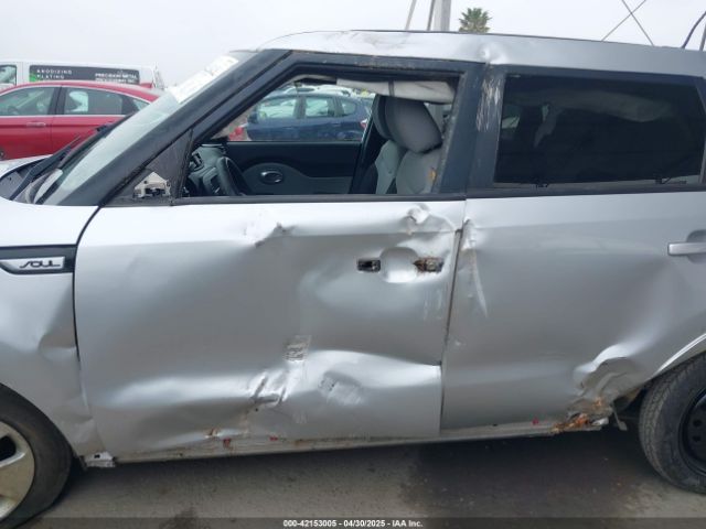 KNDJN2A21F7766644 KIA Soul
