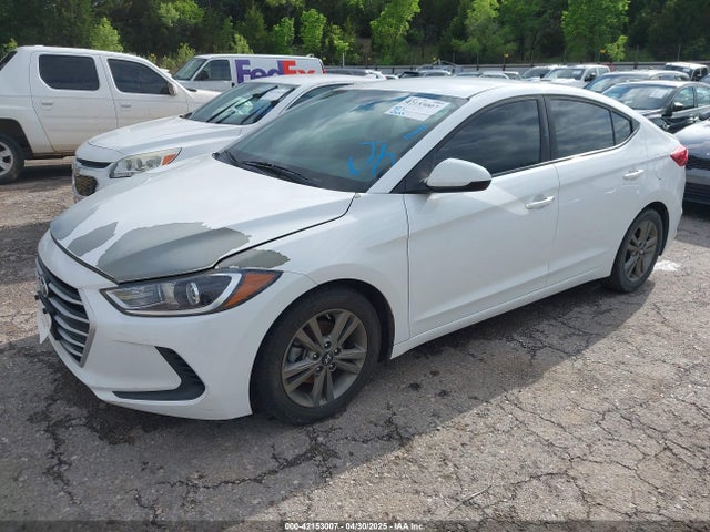5NPD84LF3JH328521 Hyundai ELANTRA SEL