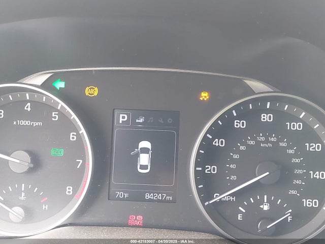 5NPD84LF3JH328521 Hyundai ELANTRA SEL