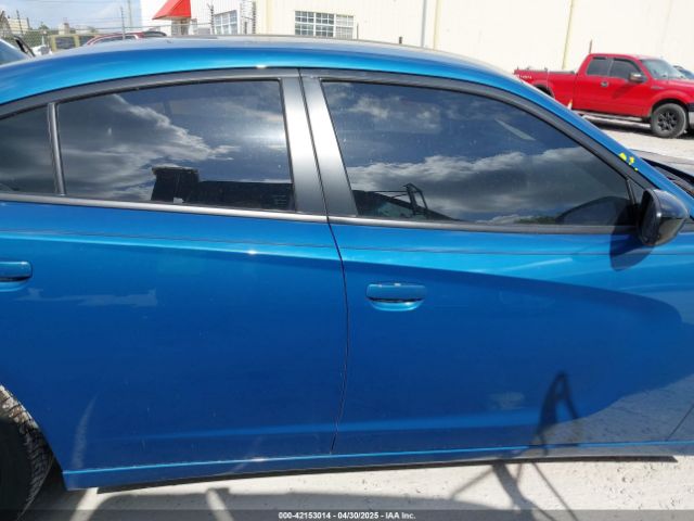 2C3CDXBG2NH176284 Dodge Charger Sxt Rwd