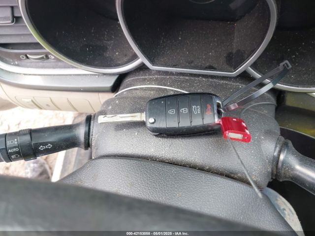 KNAGM4A77F5548799 KIA Optima Lx