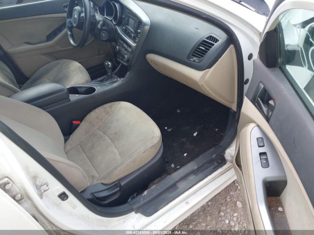 KNAGM4A77F5548799 KIA Optima Lx