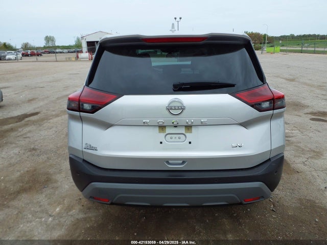 JN8BT3BAXPW418861 Nissan Rogue Sv Fwd