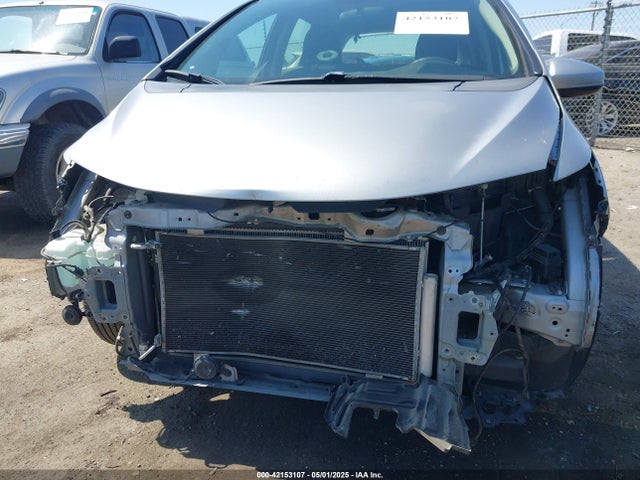 JHMGK5H51HS023212 Honda FIT LX