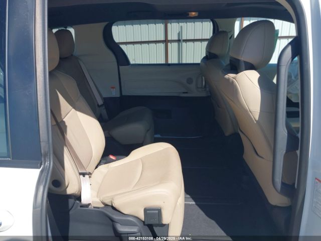 5TDZRKEC7MS051459 Toyota Sienna Limited