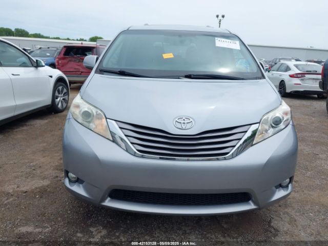 5TDYK3DCXGS697249 Toyota Sienna Xle 8 Passenger